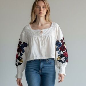 Free people meadows embroidered white flowy peasant top M NWT